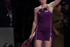 网球｜WTA年终縂(zǒng)决赛：莱巴金娜(nà)晋级决赛