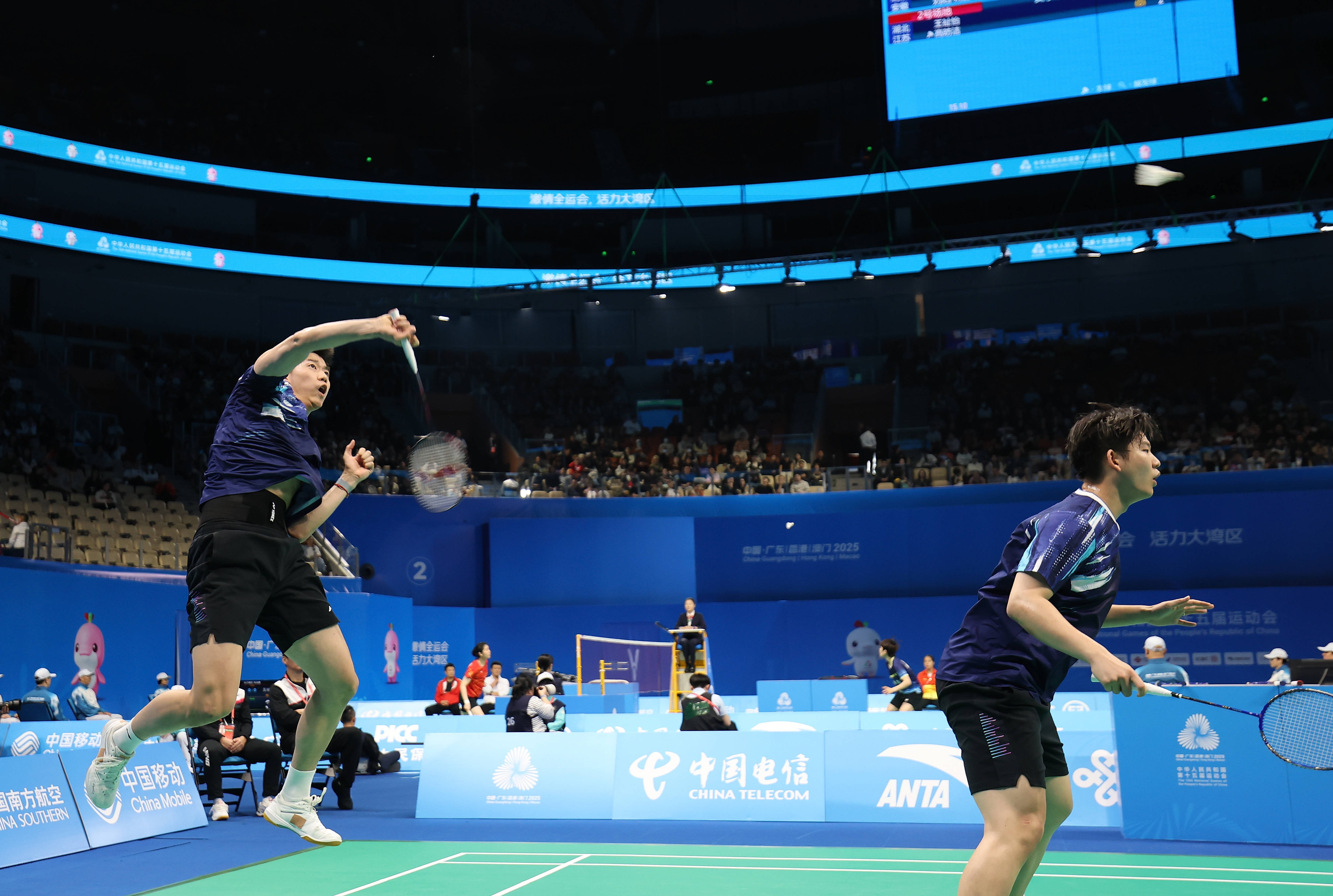 全运会｜羽(yǔ)毛球——男(nán)双半(bàn)决赛赛況(kuàng)