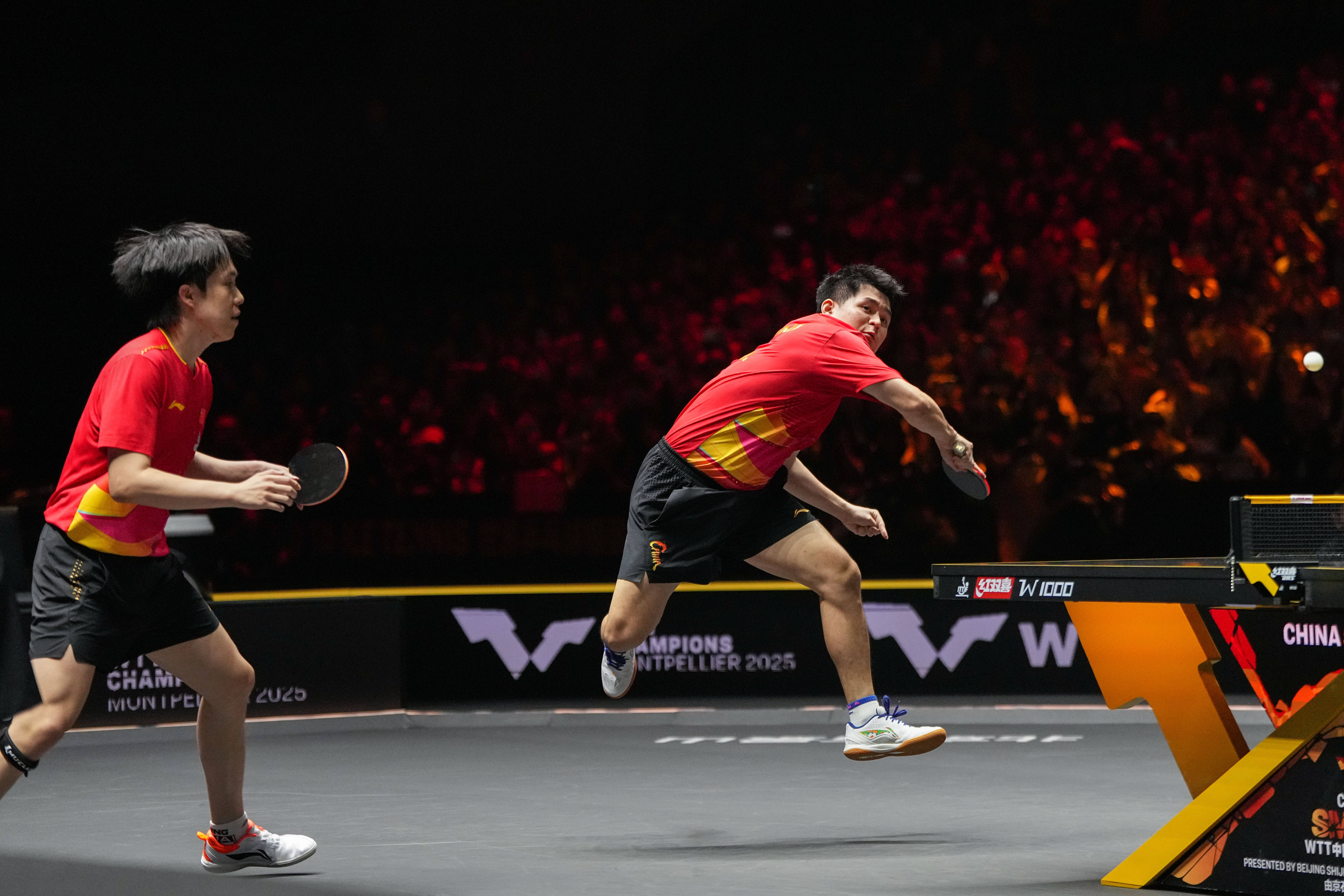 （体育）乒乓球——WTT中國(guó)大(dà)满贯赛：王楚(chǔ)钦/林诗栋晋级男双决赛